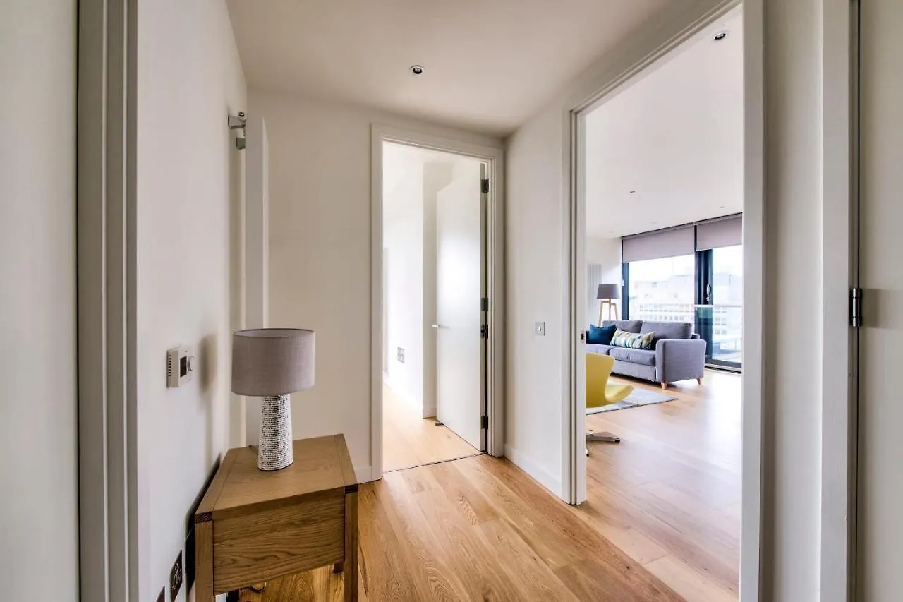 Guestready - Stylish Top Floor Apt In The City Centre Edinburgh Apartment