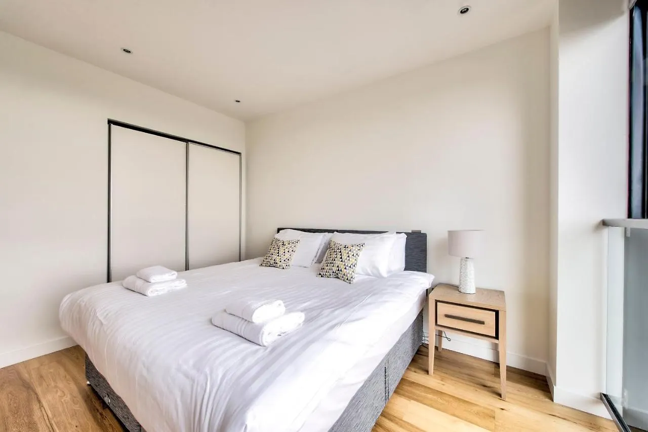 Guestready - Stylish Top Floor Apt In The City Centre Edinburgh 0*,  United Kingdom